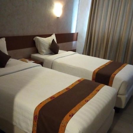 Xtra Hotel Bengkulu Exteriör bild