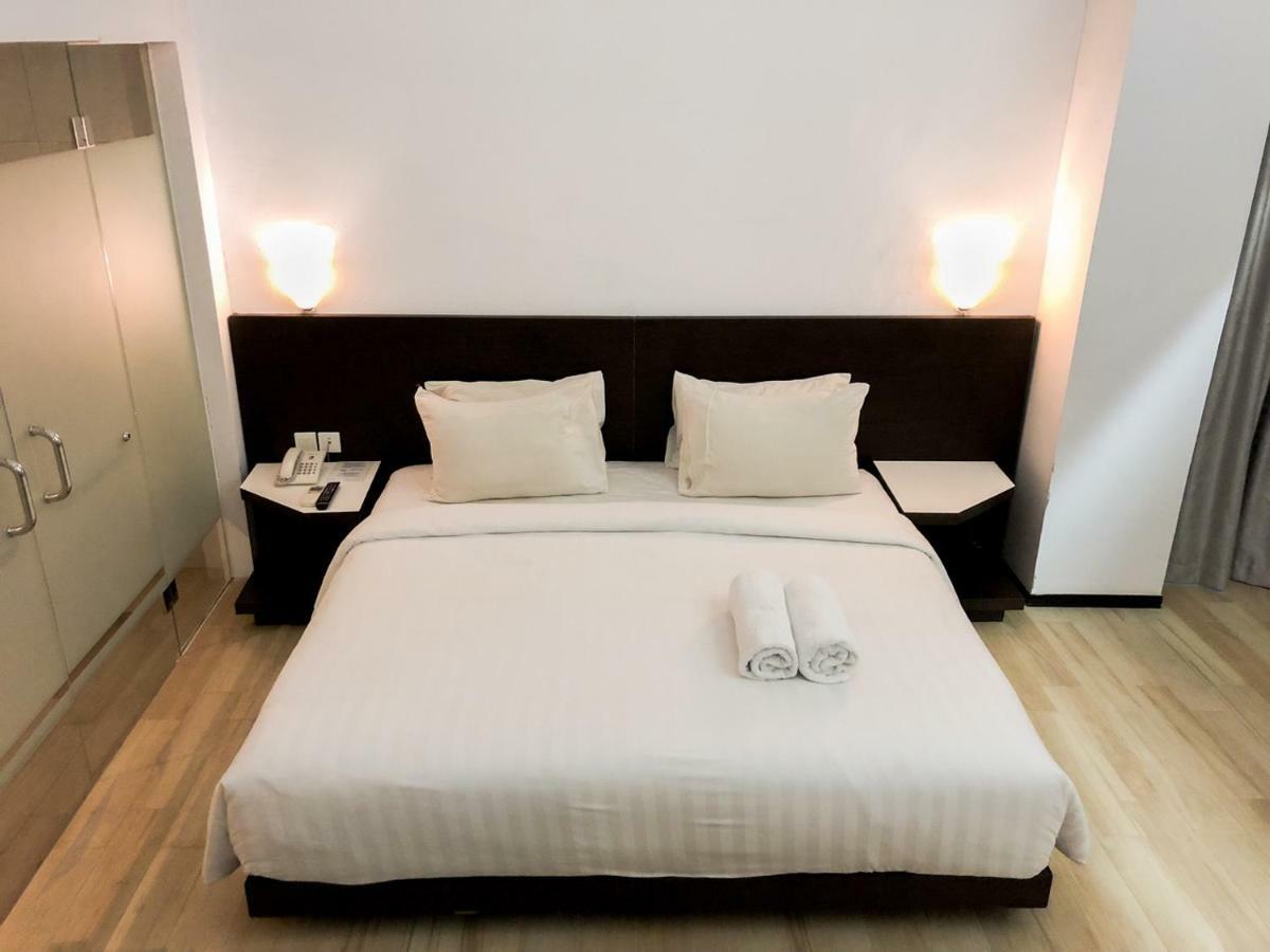 Xtra Hotel Bengkulu Exteriör bild