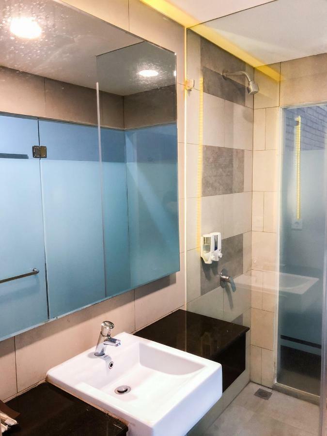 Xtra Hotel Bengkulu Exteriör bild