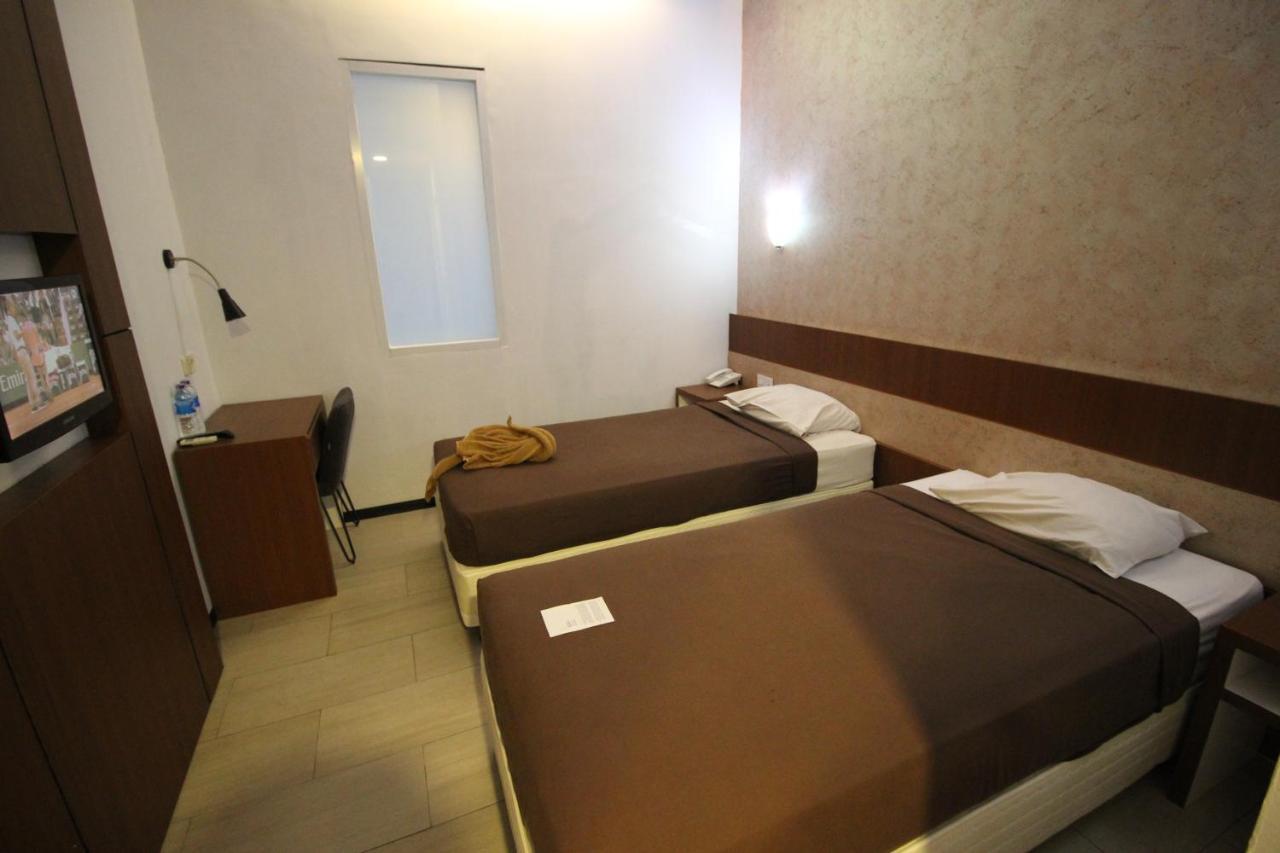 Xtra Hotel Bengkulu Exteriör bild